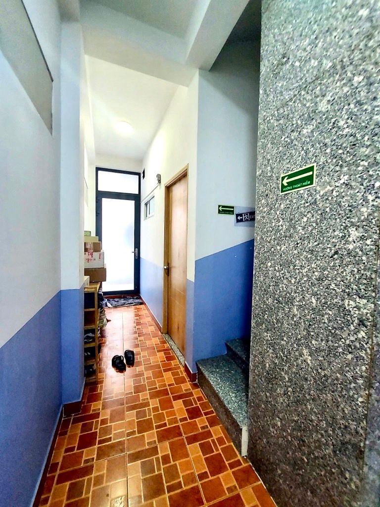 CHDV Nguyễn Văn Trỗi- Giáp Quận 1- Tân Bình -144m2 - 7 Tầng Có Penthouse - Chỉ Nhỉn 23 Tỷ